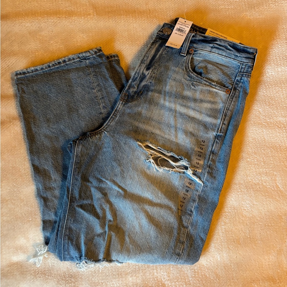 NWT American Eagle 90’s Boyfriend Jeans High Rise, 12 Short
